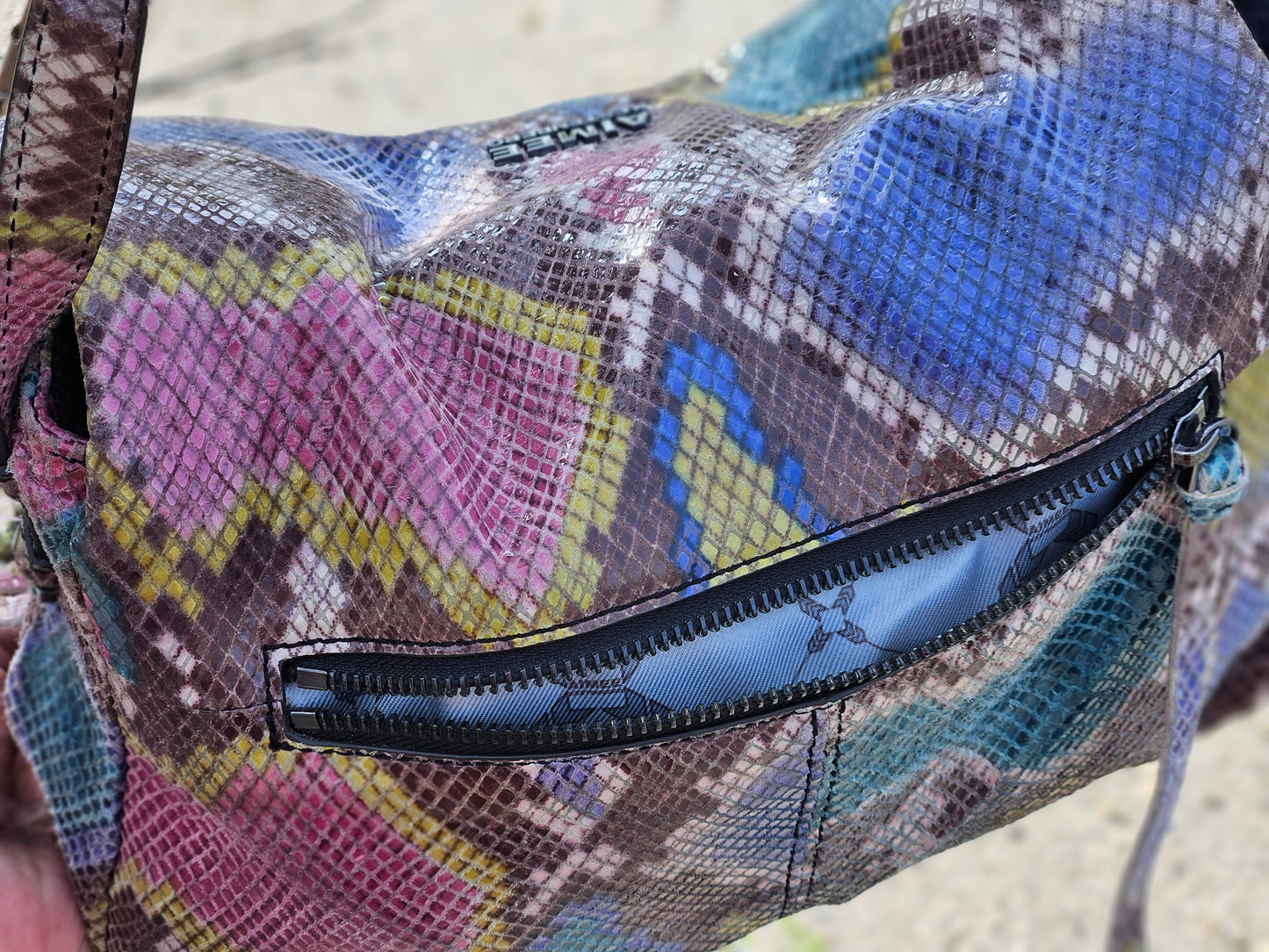 Aimee Kestenberg Bali Crossbody Purse Multi Color Snake Print - Like New