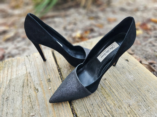 Saks Fifth Avenue Pointed Toe Stiletto Heels Size 6.5B 4" heel