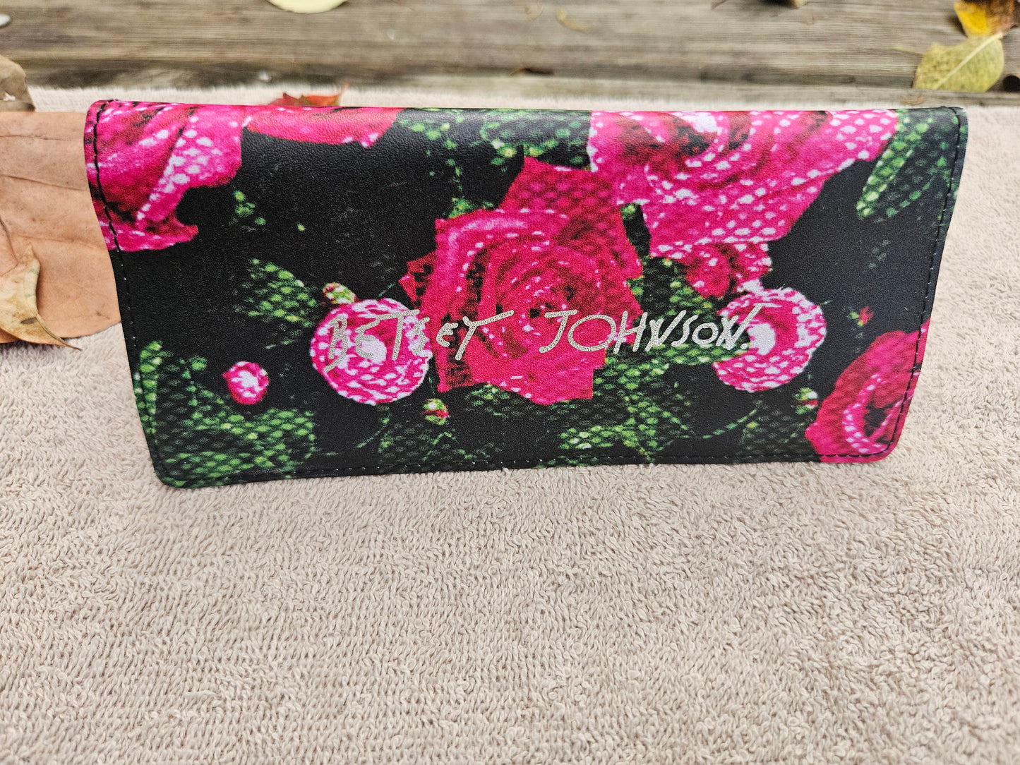 Betsy Johnson Eyeglass case