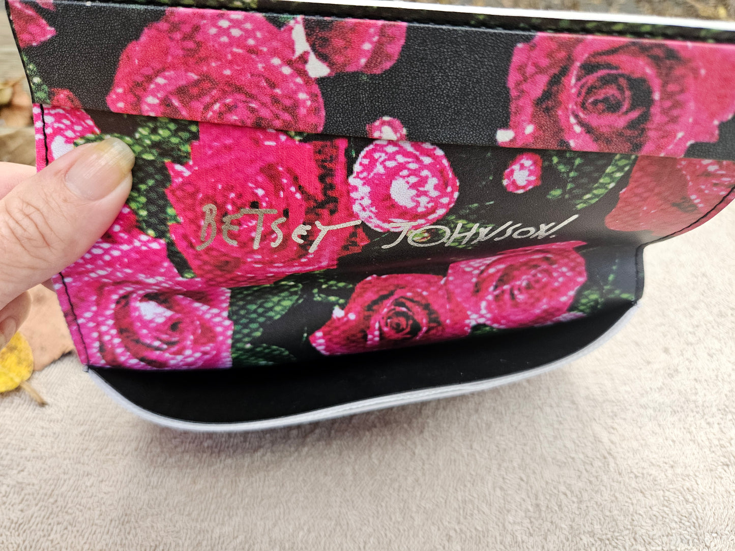 Betsy Johnson Eyeglass case